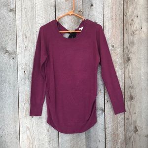 H&M Mama magenta crew basic black tie sweater M
